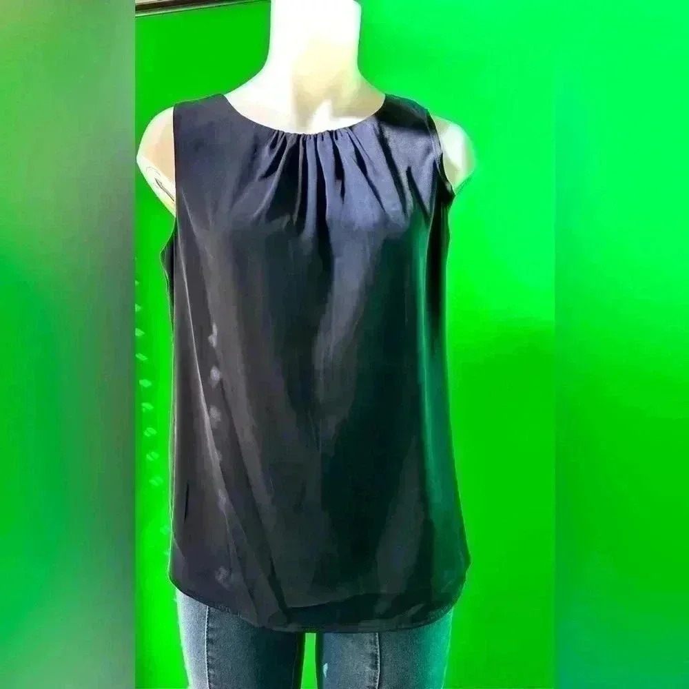 The Limited navy sleeveless blouse, back keyhole, size Small